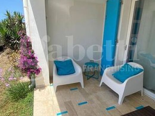 Luxury House for sale in Cabras, 550 000 €, Photo 1