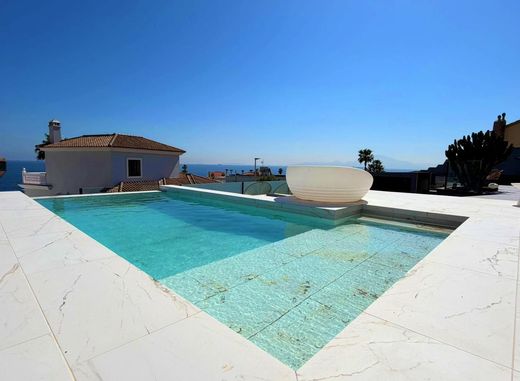 Maison de luxe à vendre à Algeciras, 490 000 €, Photo 2