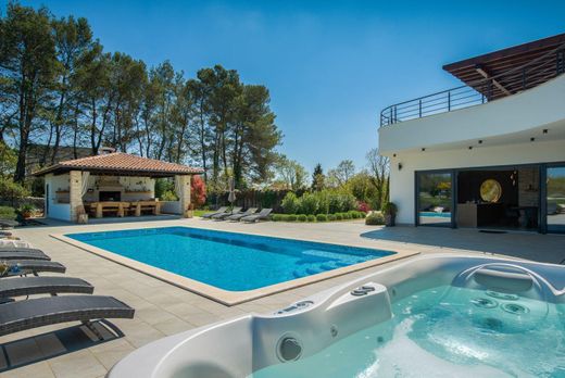 Maison de luxe à vendre à Juršici, 2 100 000 €, Photo 2