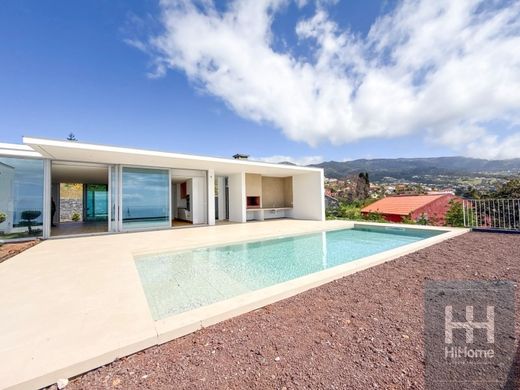 Luxury House for sale in Calheta, 1 850 000 €, Photo 1