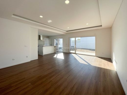 Luxury House for sale in Seixal, 640 000 €, Photo 5
