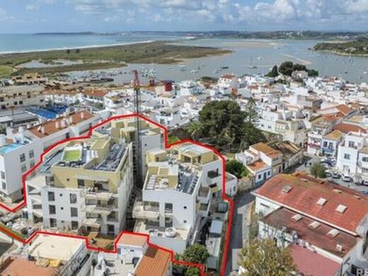 Luxury Apartment for sale in Alvor, 770 000 €, Photo 2