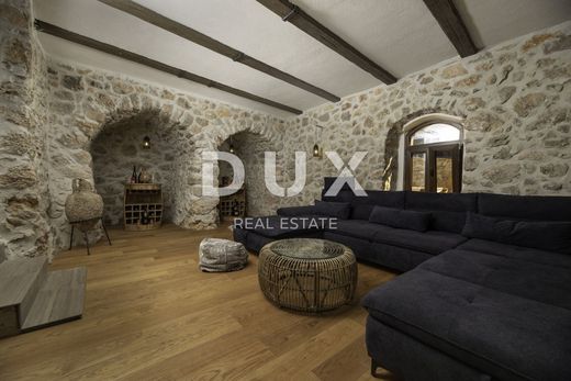 Maison de luxe à vendre à Vrbnik, 1 200 000 €, Photo 2