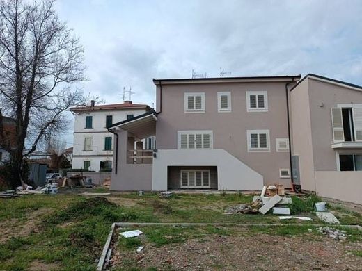 Luxury House for sale in Cascina, 485 000 €, Photo 3