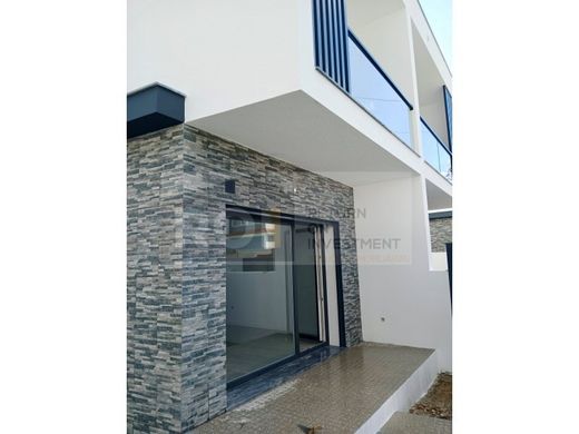 Luxury House for sale in Seixal, 495 000 €, Photo 2