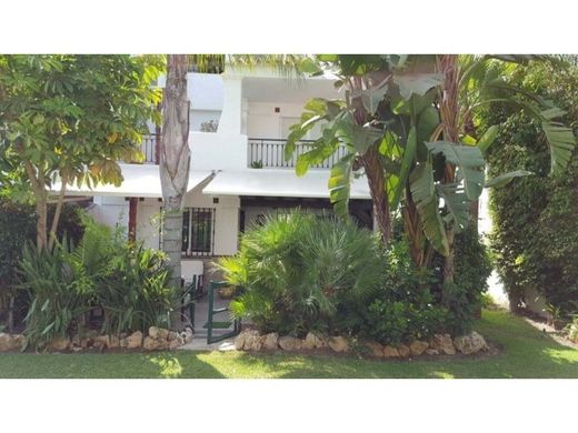 Maison de luxe à vendre à Marbella, 859 000 €, Photo 3