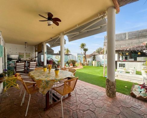 Luxury House for sale in Casares, 745 000 €, Photo 3