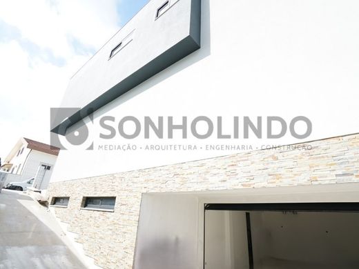 Luxury House for sale in Maia, 680 000 €, Photo 4