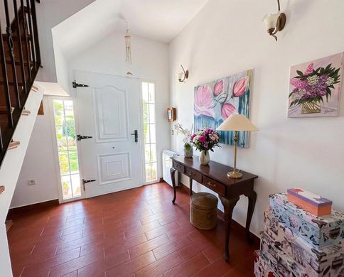 Luxury House for sale in Casares, 745 000 €, Photo 4