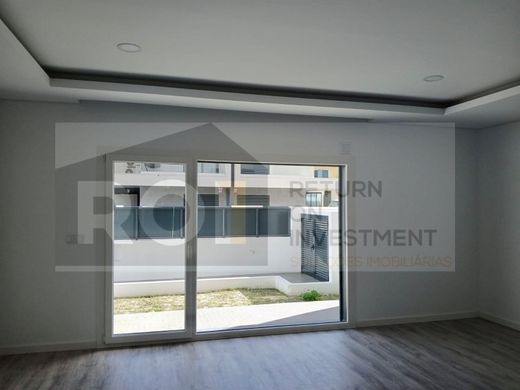 Luxury House for sale in Seixal, 585 000 €, Photo 6