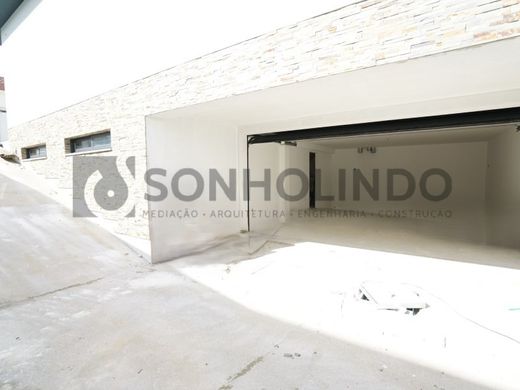Luxury House for sale in Maia, 680 000 €, Photo 6
