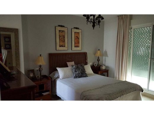 Maison de luxe à vendre à Marbella, 859 000 €, Photo 7