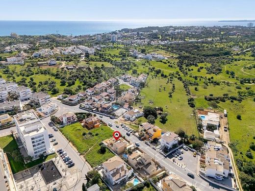 Maison de luxe à vendre à Portimão, 798 000 €, Photo 1