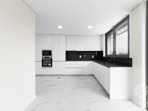 Appartement de luxe à vendre à Espinho, 680 000 €, Photo 7