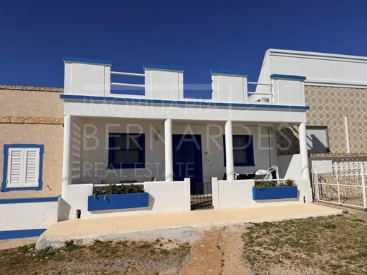 Maison de luxe à vendre à Olhão, 500 000 €, Photo 1
