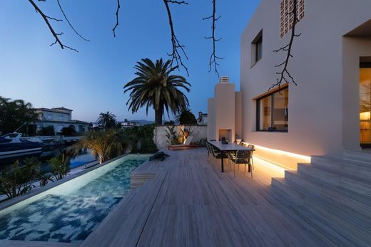 Luxury House for sale in Empuriabrava, 1 390 000 €, Photo 3