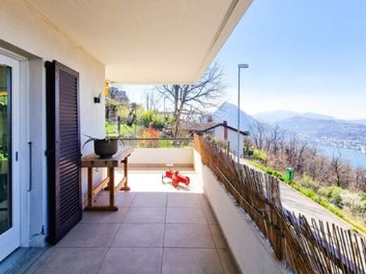 Luxury Apartment for sale in Lugano, 926 660 €, Photo 1