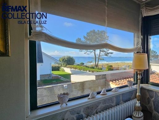 Luxury House for sale in O Grove, 700 000 €, Photo 4