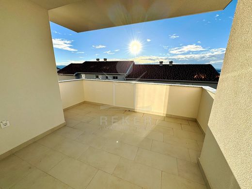 Appartement de luxe à vendre à Crikvenica, 429 835 €, Photo 6