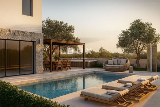 Maison de luxe à vendre à Porec, 465 000 €, Photo 7