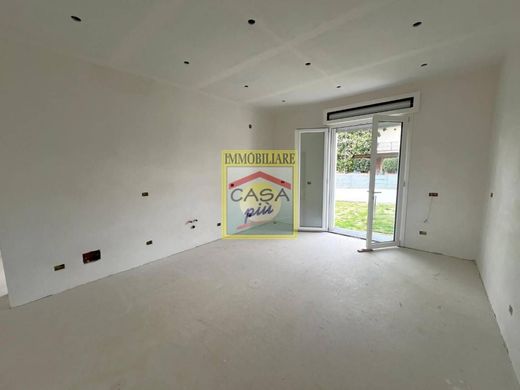 Luxury House for sale in Cascina, 520 000 €, Photo 7