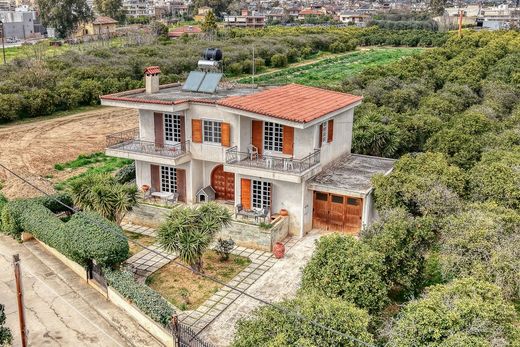 Luxury House for sale in Árgos, 430 000 €, Photo 1