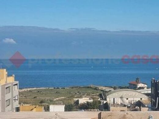 Luxury Apartment for sale in Monopoli, 780 000 €, Photo 1
