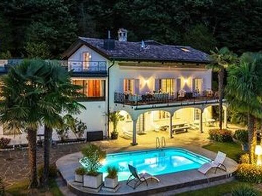Luxury House for sale in Novaggio, 0 €, Photo 1