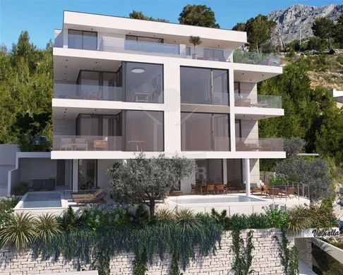 Appartement de luxe à vendre à Omiš, 580 000 €, Photo 4