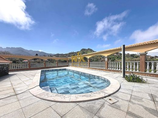 Luxury House for sale in São Jorge, 980 000 €, Photo 1