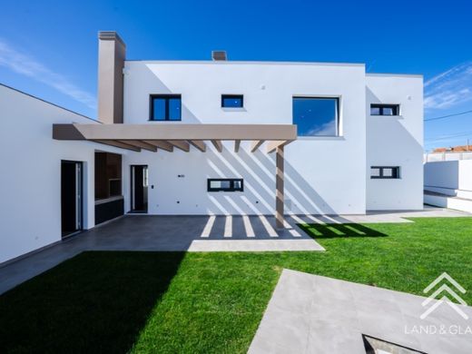 Luxury House for sale in Torres Vedras, 780 000 €, Photo 3