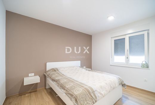Maison de luxe à vendre à Vodnjan, 455 555 €, Photo 6