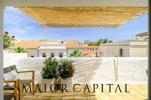 Luxury Apartment for sale in Olbia, 1 040 000 €, Photo 1