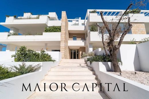 Luxury Apartment for sale in Olbia, 1 120 000 €, Photo 1
