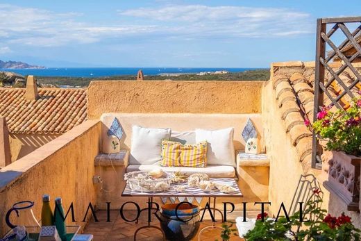 Luxury Apartment for sale in Porto Cervo, 540 000 €, Photo 1
