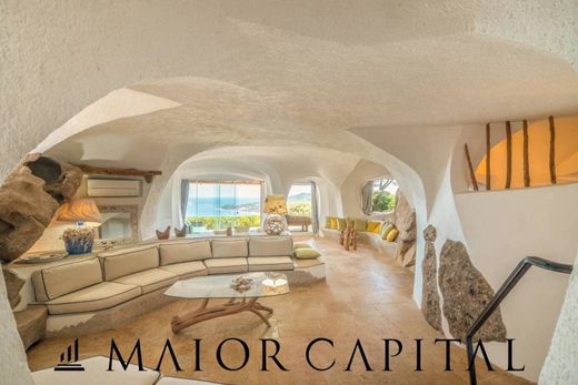 Luxury House for sale in Porto Cervo, 3 600 000 €, Photo 1