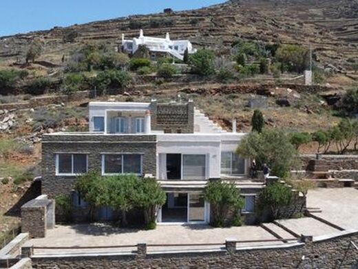 Maison de luxe à vendre à Tínos, 1 380 000 €, Photo 1