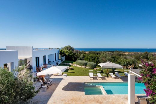 Maison de luxe à vendre à Carovigno, 2 600 000 €, Photo 1