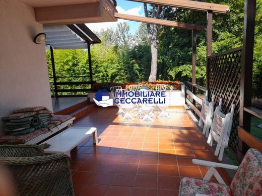 Luxury House for sale in Massa, 1 700 000 €, Photo 5