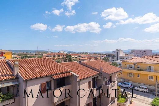 Luxury Apartment for sale in Olbia, 650 000 €, Photo 7