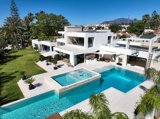 Luxury House for sale in Marbella, 15 000 000 €, Photo 1