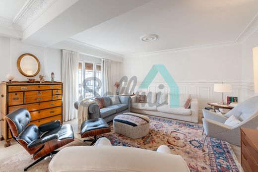 Appartement de luxe à vendre à Oviedo, 1 070 000 €, Photo 2
