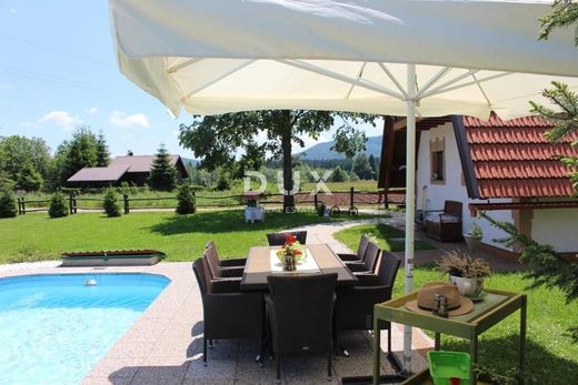 Maison de luxe à vendre à Ogulin, 690 000 €, Photo 5