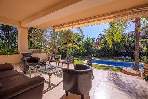 Luxury House for sale in Marbella, 2 100 000 €, Photo 6