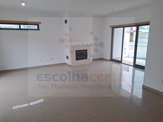 Maison de luxe à vendre à Almada, 695 000 €, Photo 4