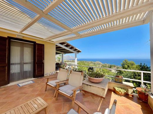 Maison de luxe à vendre à Castellammare Del Golfo, 465 000 €, Photo 1