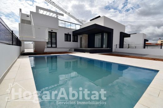 Luxury House for sale in Els Poblets, 415 000 €, Photo 1