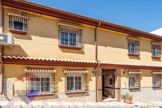Maison de luxe à vendre à Málaga, 899 000 €, Photo 1
