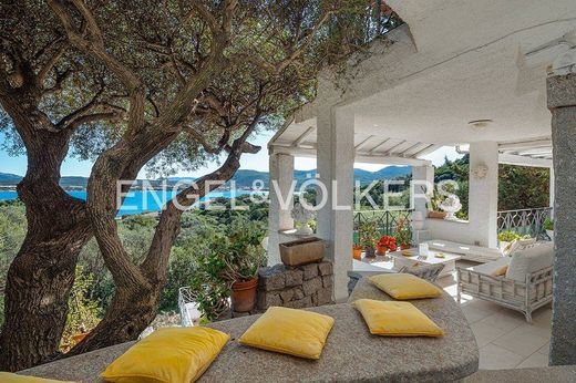 Luxury Apartment for sale in Porto Rotondo, 1 250 000 €, Photo 1