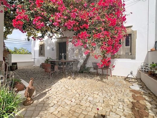 Maison de luxe à vendre à Faro, 580 000 €, Photo 1